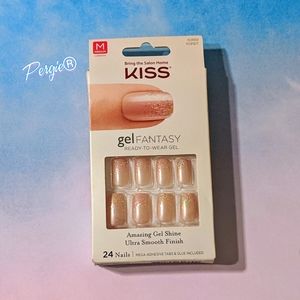 🌸Kiss Gel Fantasy Ready To Wear Nails🌸